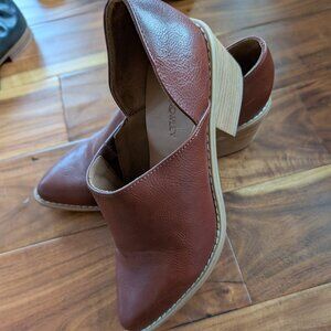 Cynthia Rowley Eddie Brown Pointed Booties